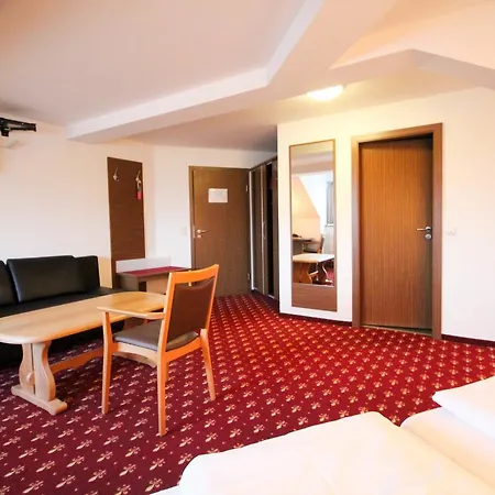 فندق Hotel-garni Obermeier الرشوسن