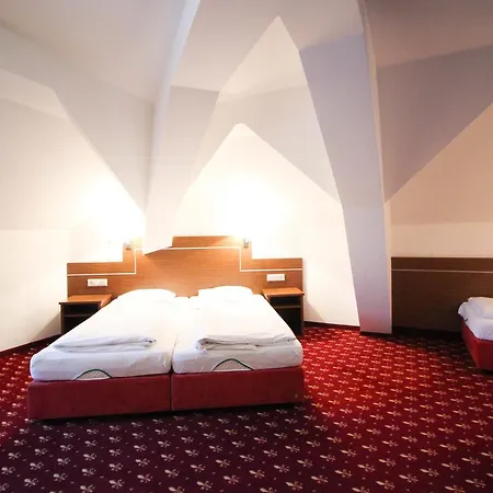 Hotel-garni Obermeier 3*