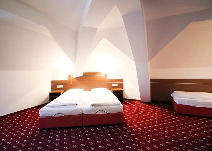 Hotel-garni Obermeier 3*