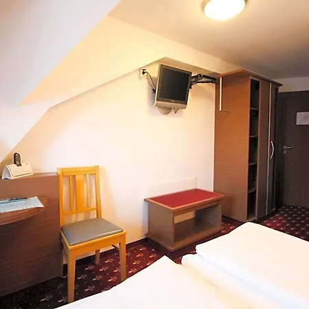 Otel Hotel-garni Obermeier Allershausen