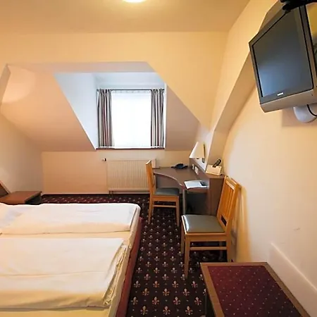 Hotel-garni Obermeier 3*