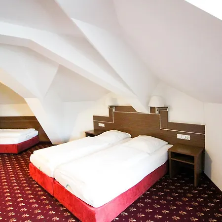 Hotel-garni Obermeier Otel